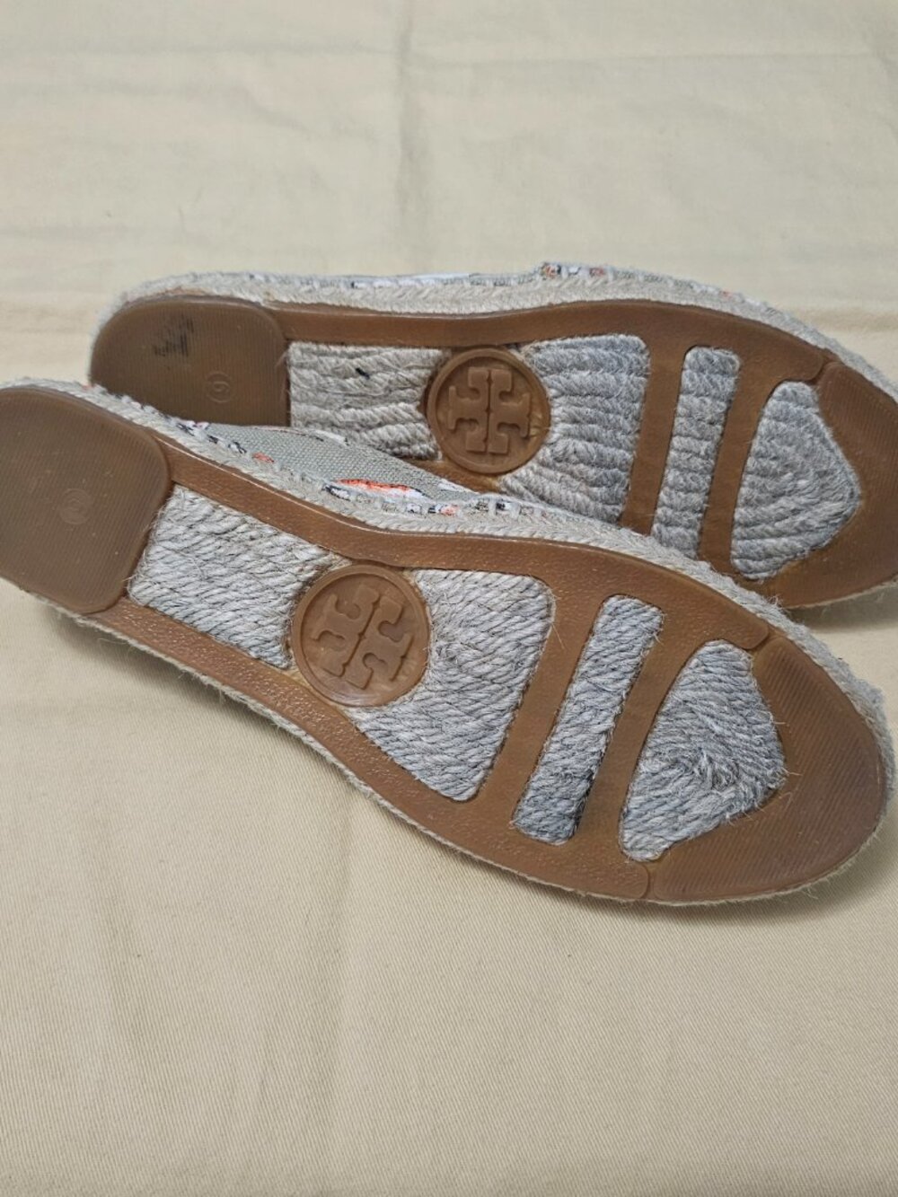 Tory Burch Floral Canvas Espadrilles Orange Grey Flat Shoes Size 6 - Picture 7 of 7